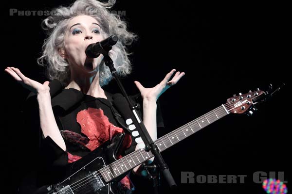 ST VINCENT - 2014-02-18 - PARIS - La Cigale - 